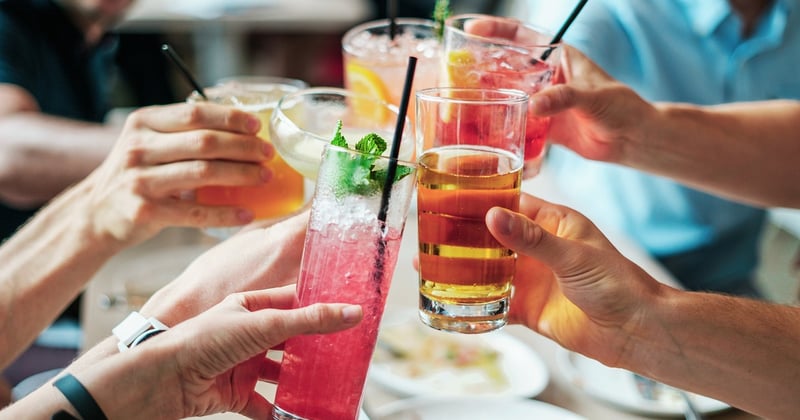 Boissons hydratantes et gourdes pour souffleurs en été : le guide